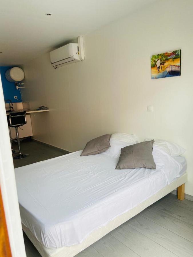 Residence Vwal O Van 2, Studio Plage A Proximite Sainte-Anne  Eksteriør bilde
